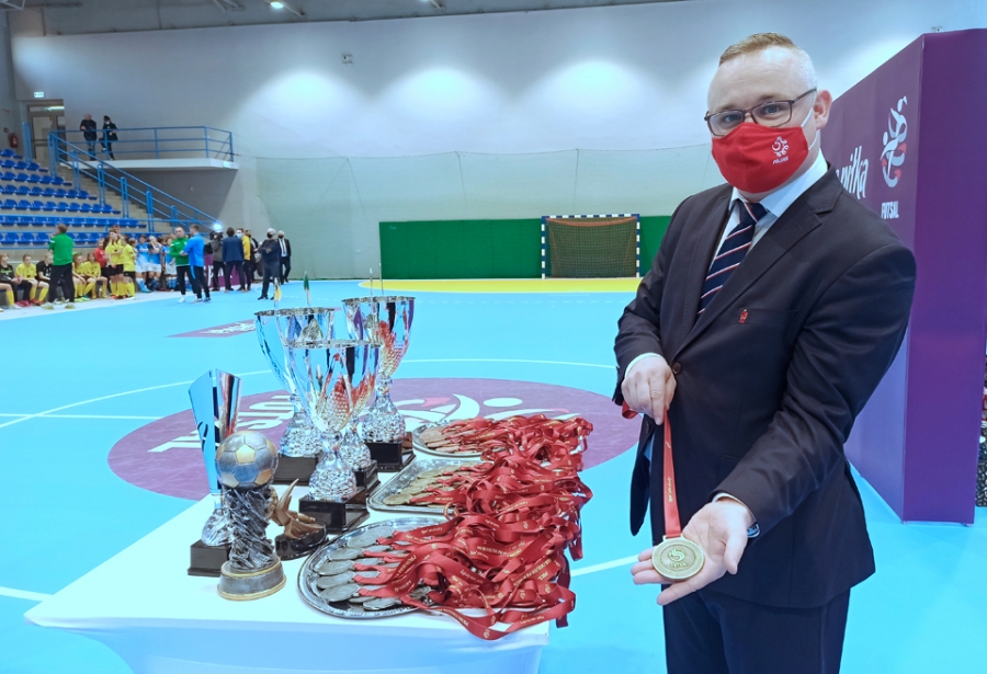 11 medali śląskich drużyn w Młodzieżowych Mistrzostwach Polski w futsalu
