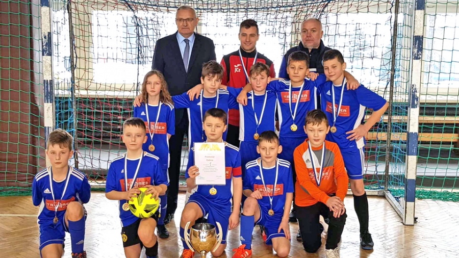 11-latkowie Promotora hat-trickiem Xawerego Lasińskiego przypieczętowali zdobycie mistrzostwa Śląskiej Młodzieżowej Ligi Futsalu