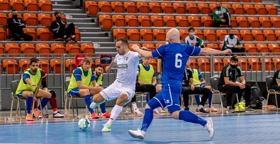 Czarodziejski gol Pawła Budniaka i awans Rekordu do 1/16 Futsalowej Ligi Mistrzów