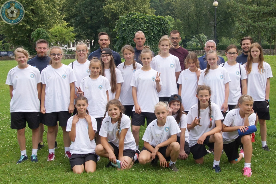 Prezes Śląskiego Związku Piłki Nożnej podziwiał… taneczne umiejętności 13-letnich reprezentantek