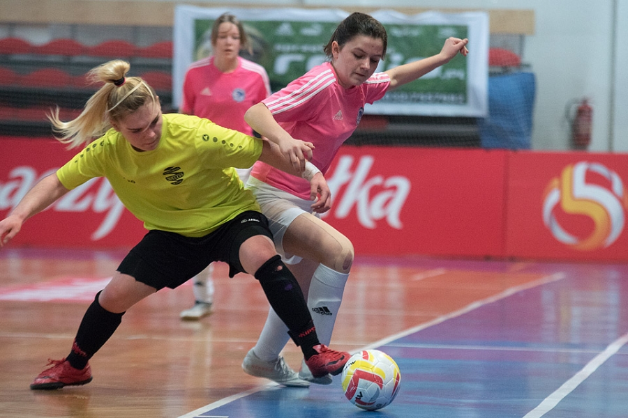 Pierwszy dzień futsalowych Młodzieżowych Mistrzostw Polski U14 dziewcząt