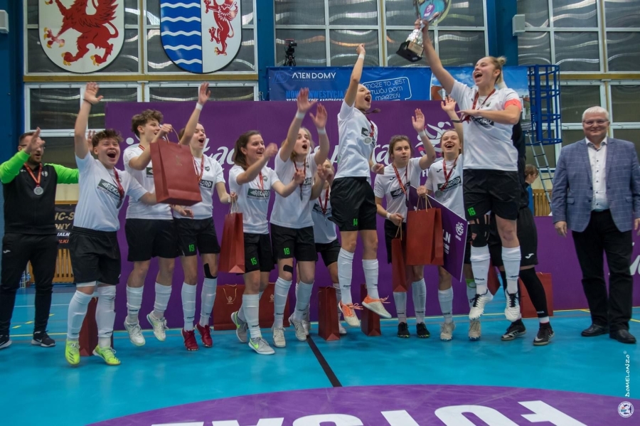 Srebro Rekordzistek na początek sezonu MMP w Futsalu