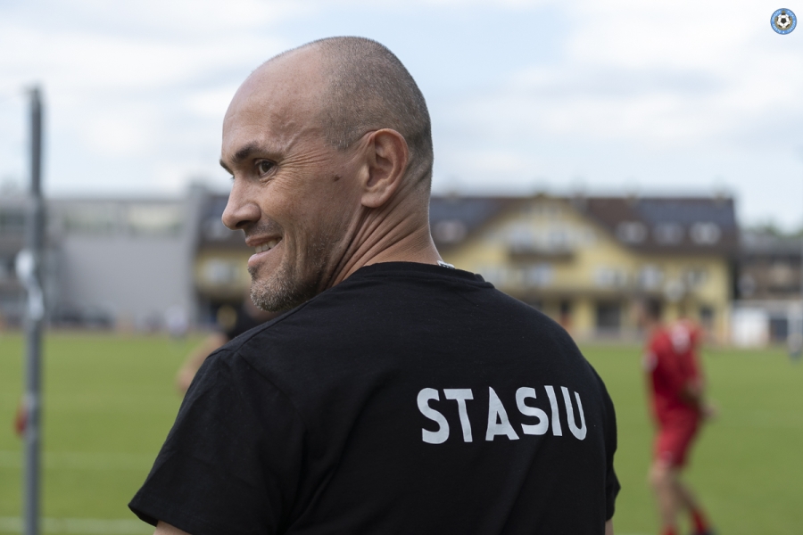 O pamięci, obronionym karnym i wolnym - stadiony świata