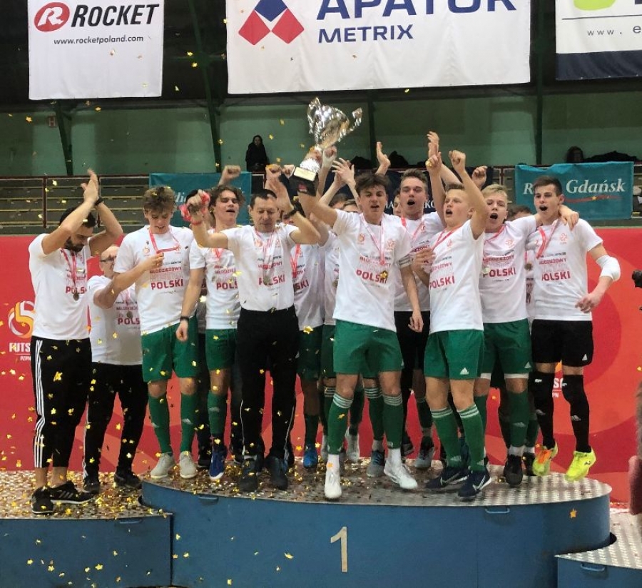 16-latkowie Rekordu dołączyli do złotej listy Młodzieżowych Mistrzów Polski w futsalu