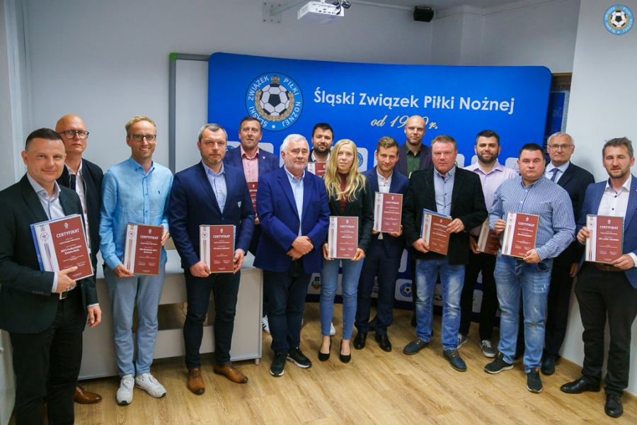 Kolejne gwiazdki dla szkółek piłkarskich na Śląsku i w Zagłębiu